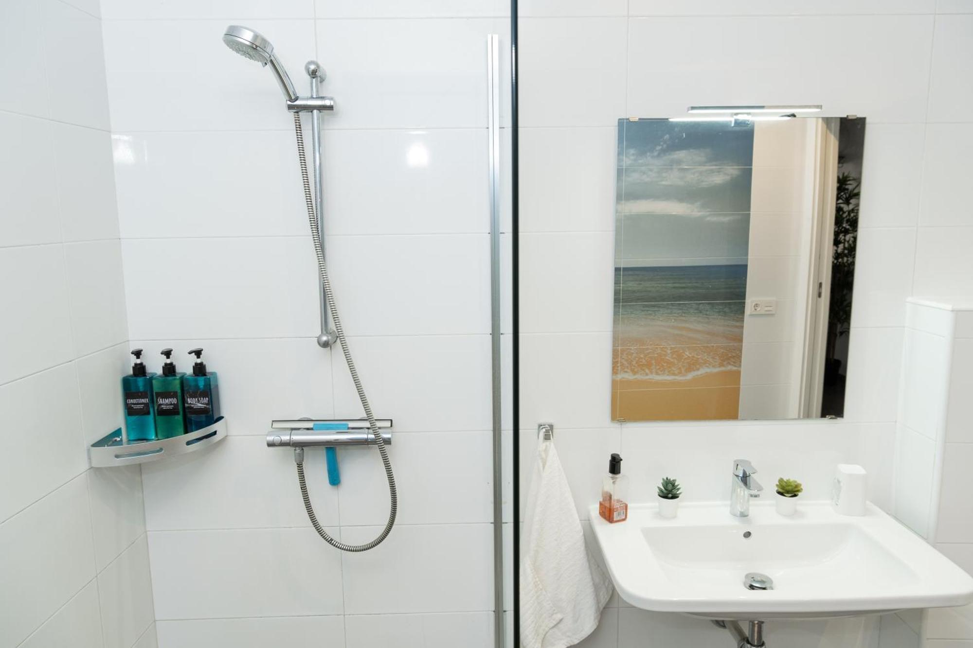 Surfersresidence Apartments 타리파 외부 사진